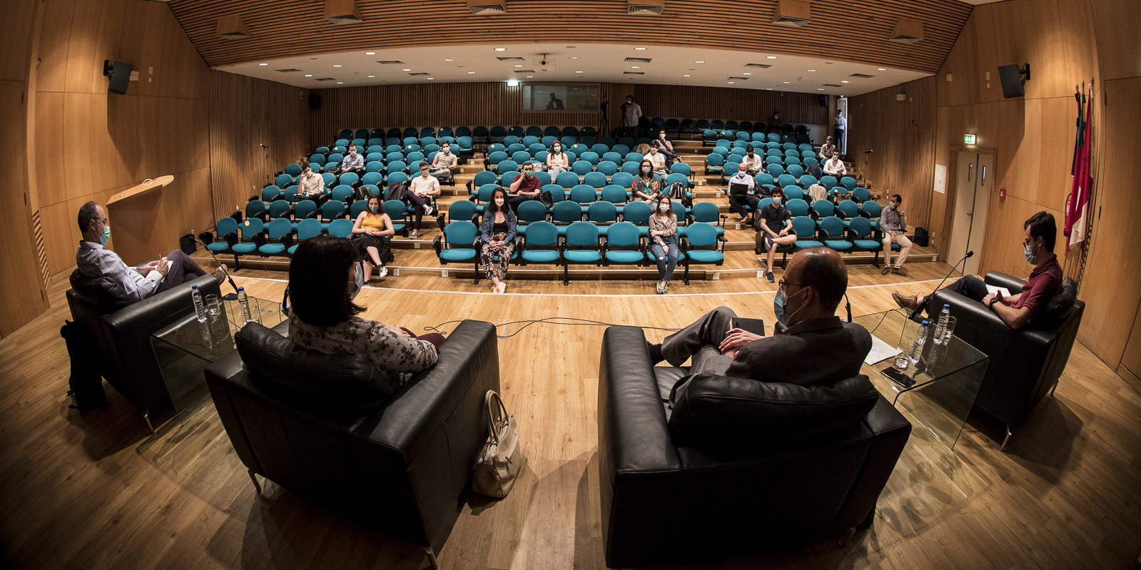 Thumbnail da galeria Reitor reúne com os Alunos